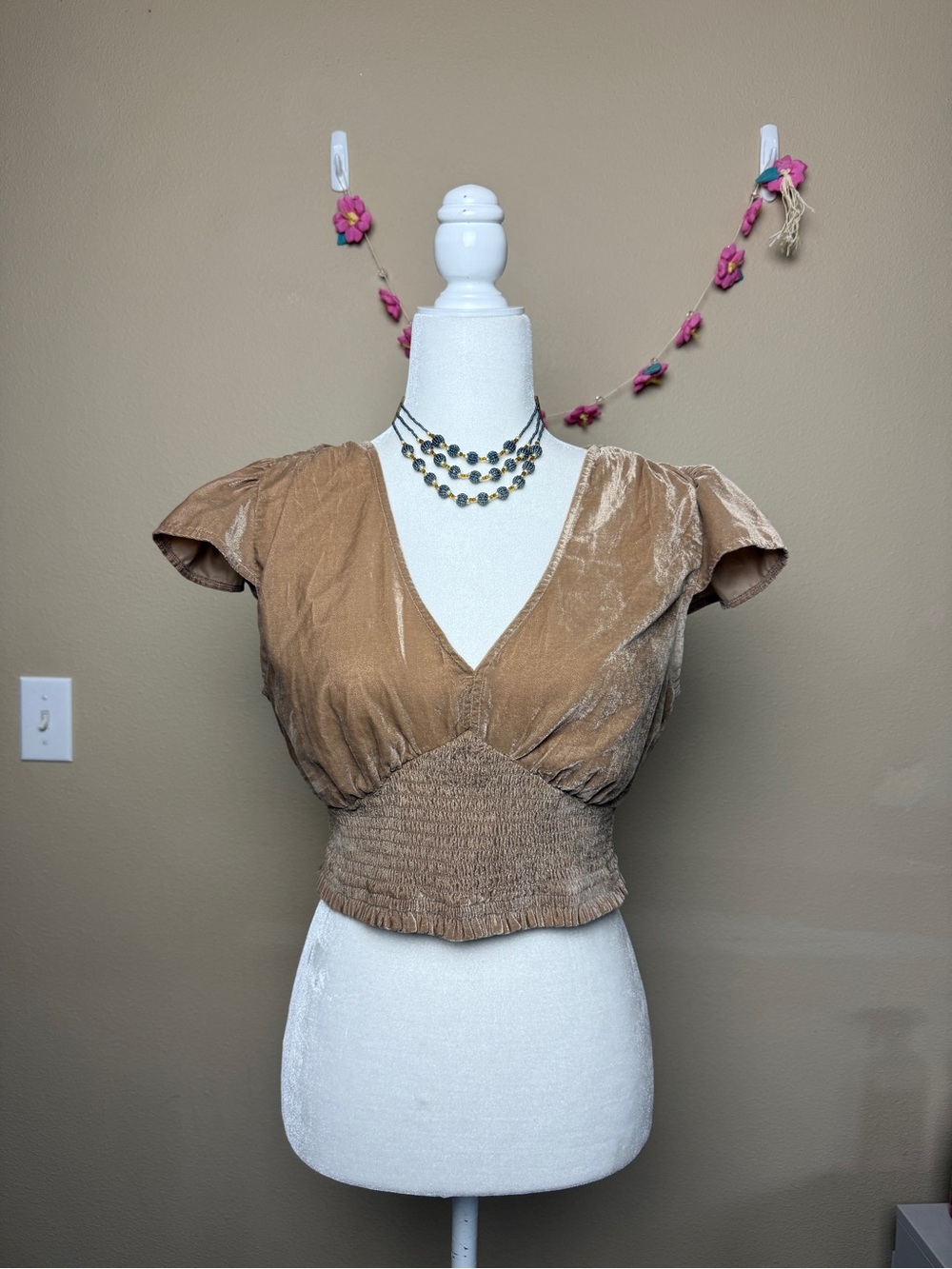 Aerie Cap Sleeve Tan Velvet Top Size Medium